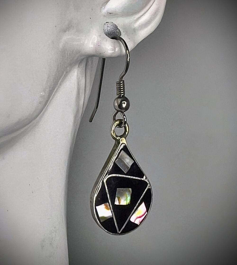 Vintage Mexico Silver Black  Abalone Inlay Teardrop Earrings